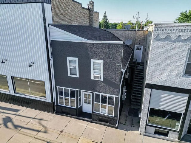 28 Main Street W, Richmond