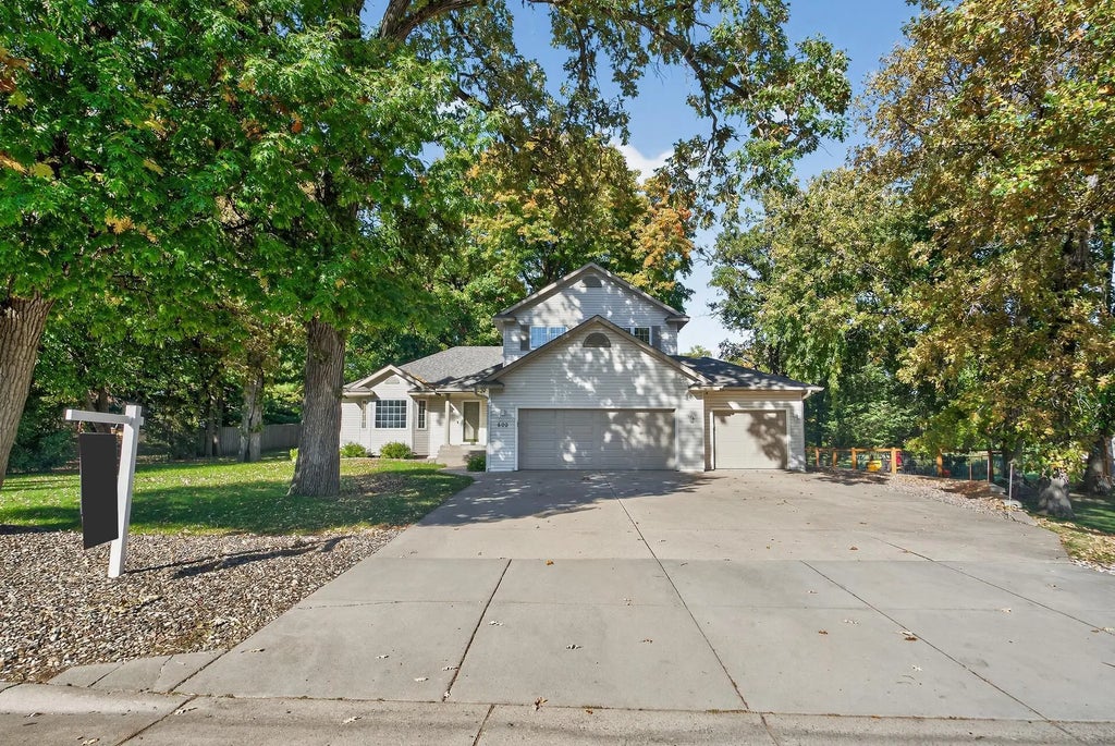 600 Lyman Boulevard, Chanhassen