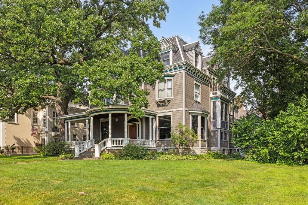 415 Summit Avenue 2, Saint Paul