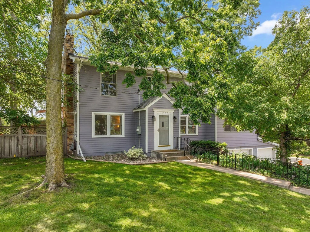 10610 Humboldt Avenue S, Bloomington