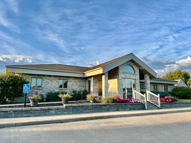 317 2nd Street Nw, Roseau