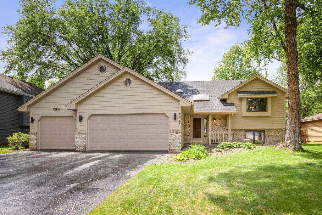 2017 87th Trail N, Brooklyn Park