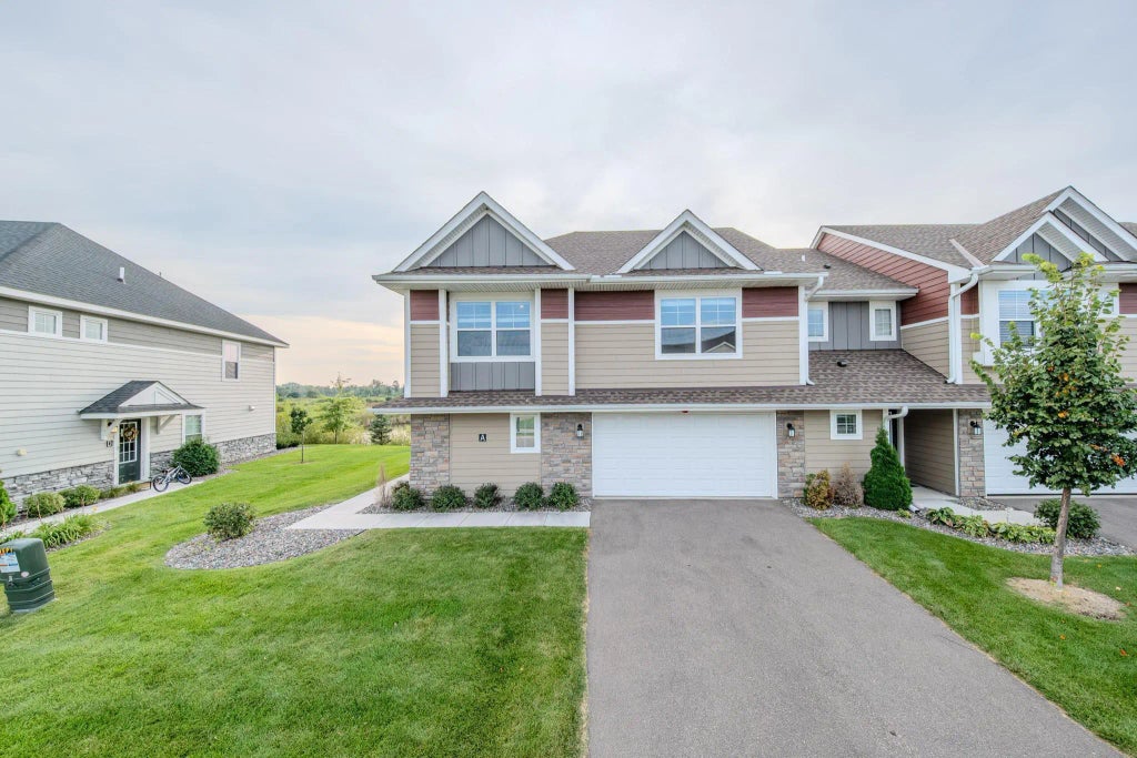 10938 Yalta Street Ne A, Blaine