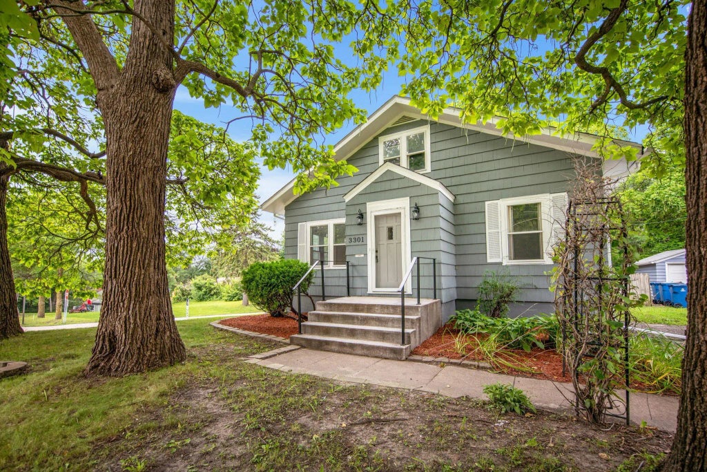 3301 Beard Avenue N, Robbinsdale