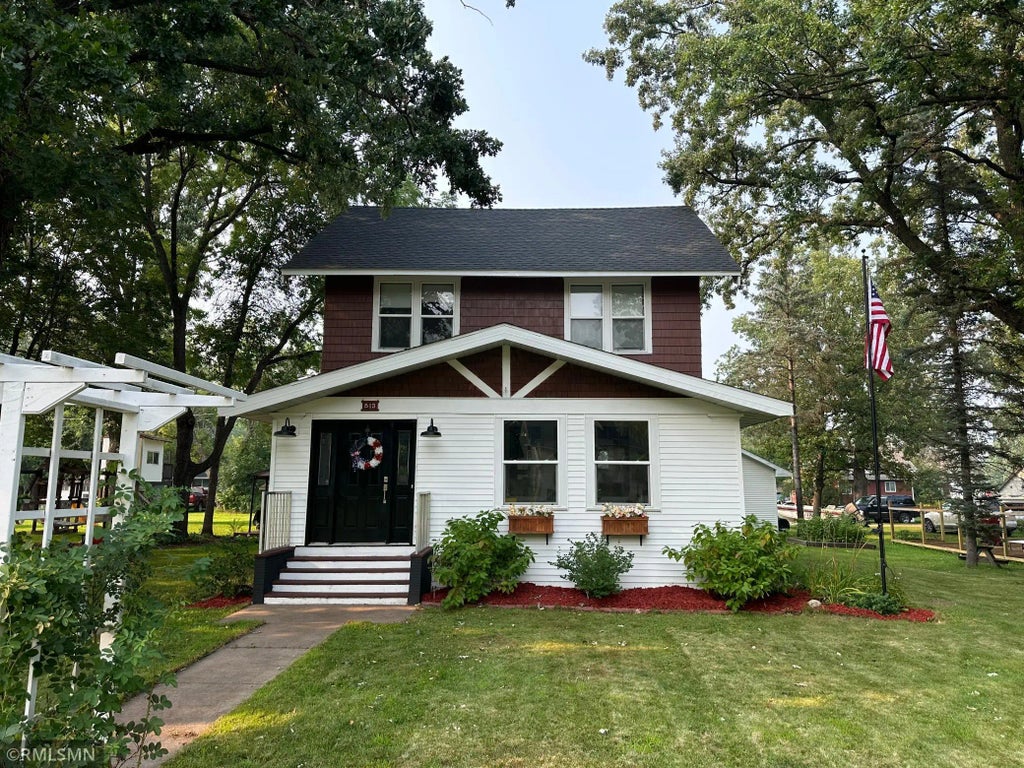 513 2nd Street Sw, Crosby