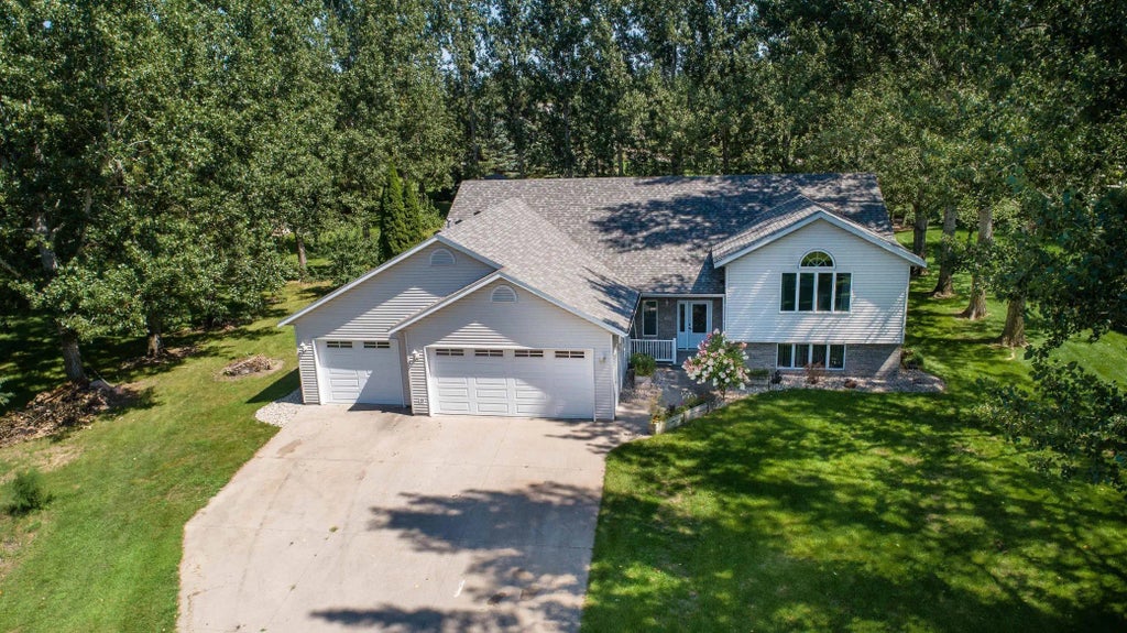 2691 Old County Road 120 Ne, Carlos Twp