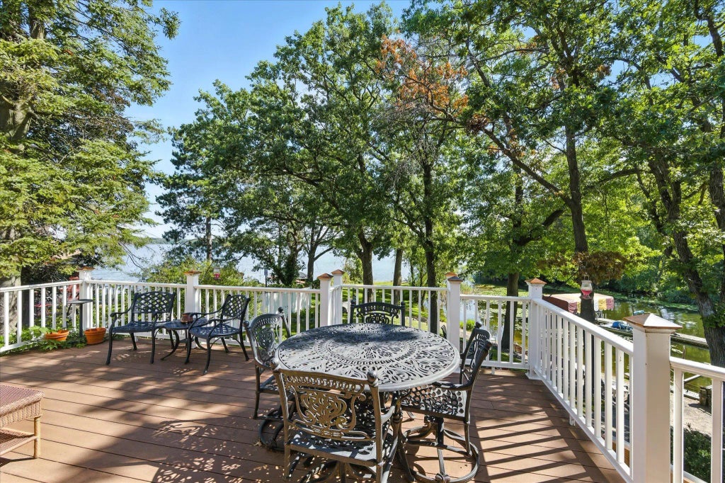 12400 Isle Road, Zimmerman