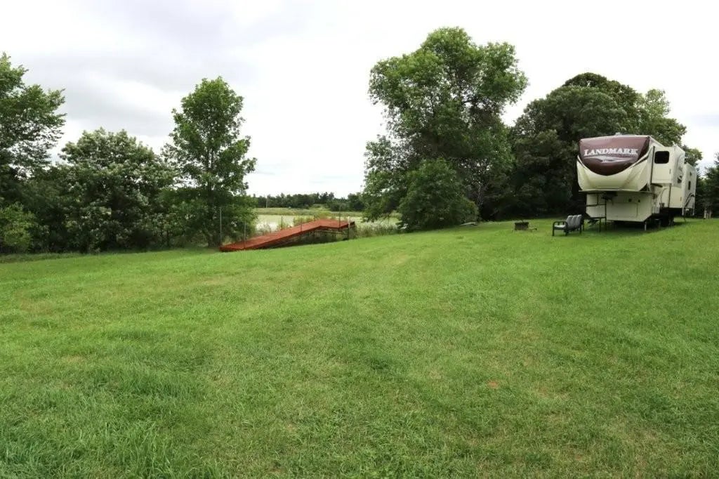 34343 Twin Island Drive, Dent