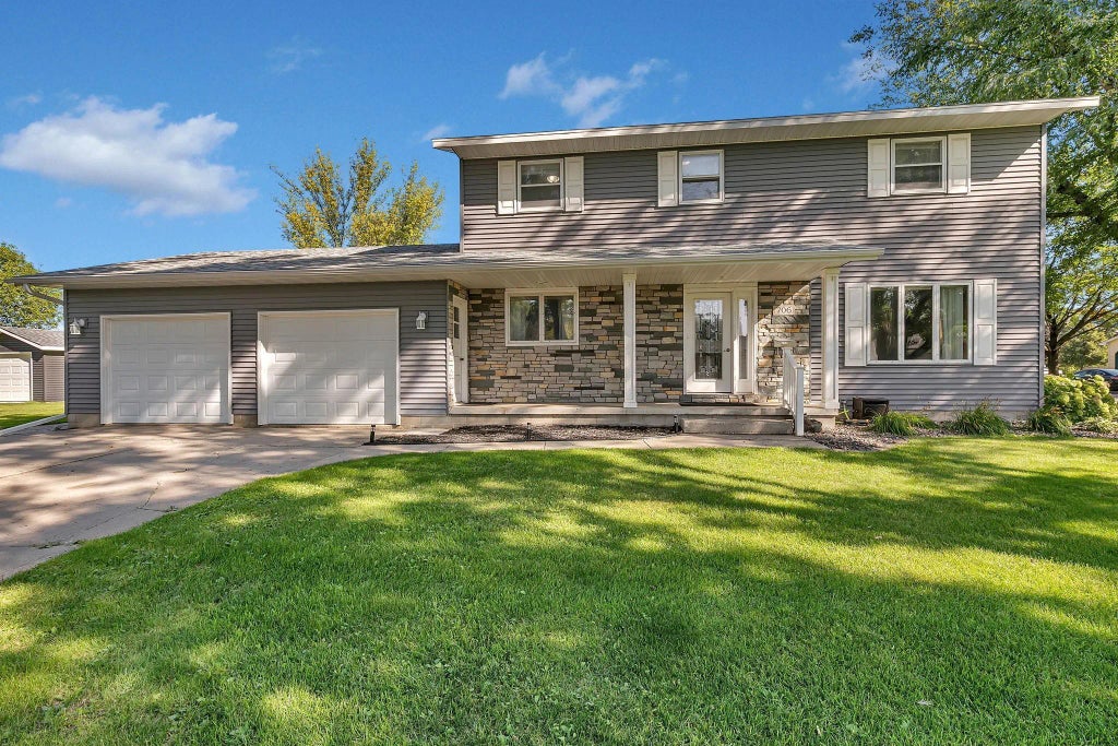 706 7th Avenue Nw, Clara City