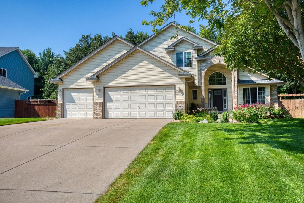 5455 Highland Trail, Big Lake