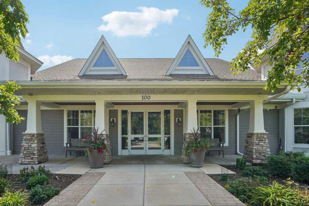 100 Clydesdale Trail 115, Medina