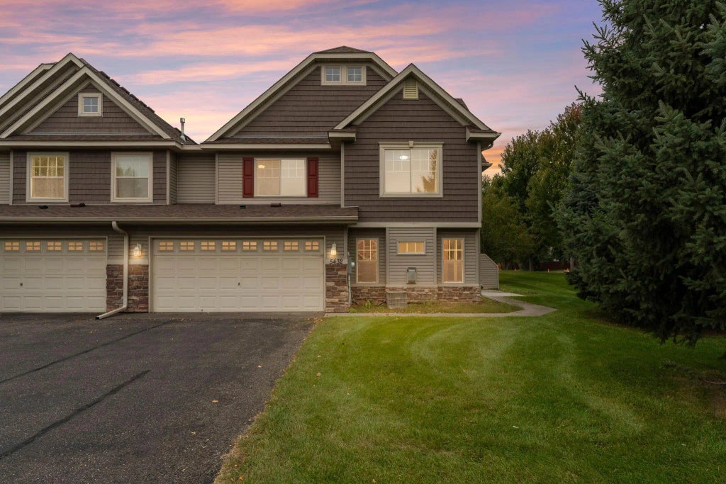 5432 100th Lane N, Brooklyn Park