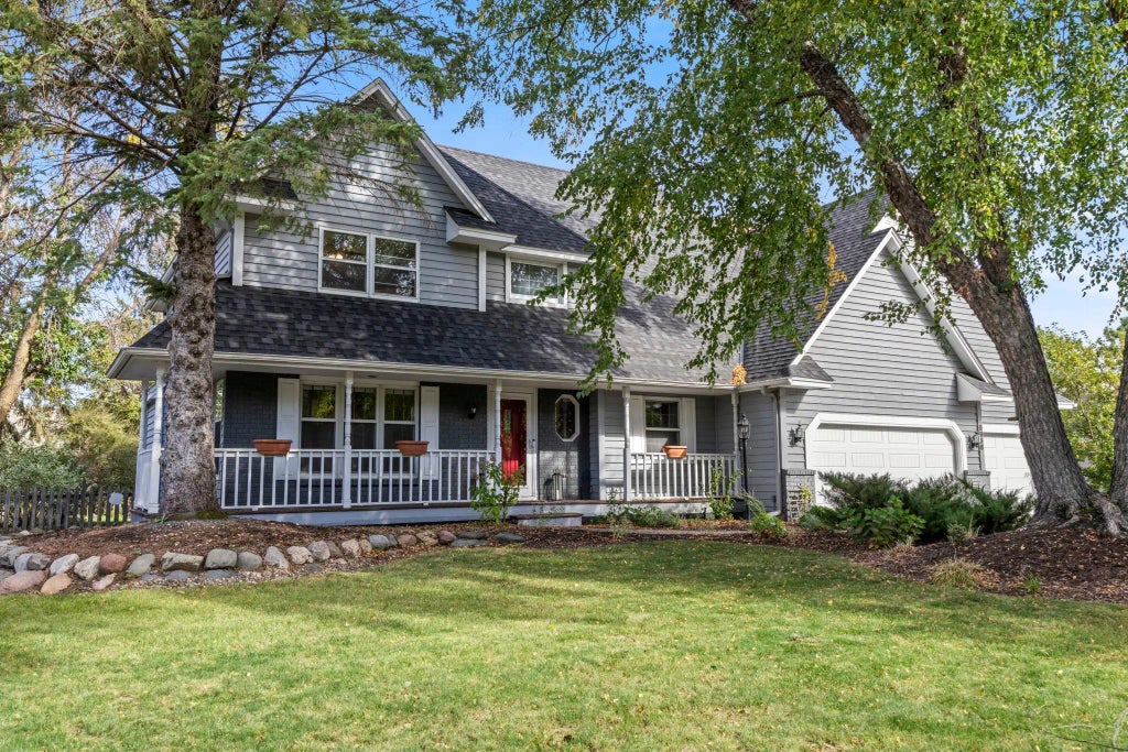 9956 Antrim Road, Woodbury