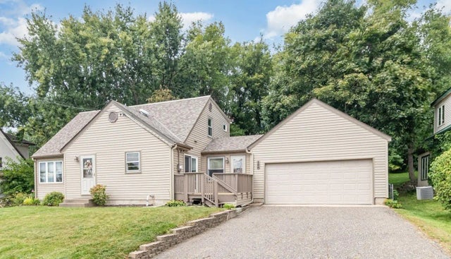 150 Loretto Street, Loretto