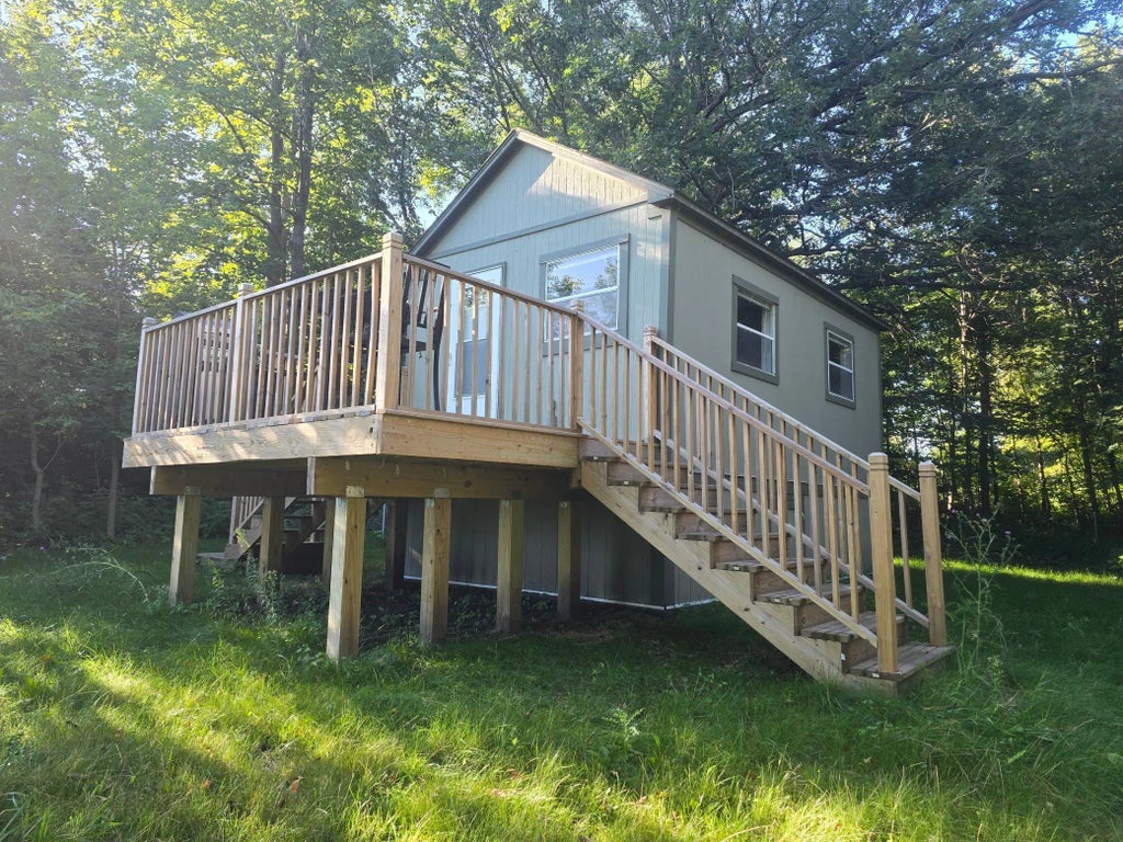 29151 Pleasant Lake Road, Underwood