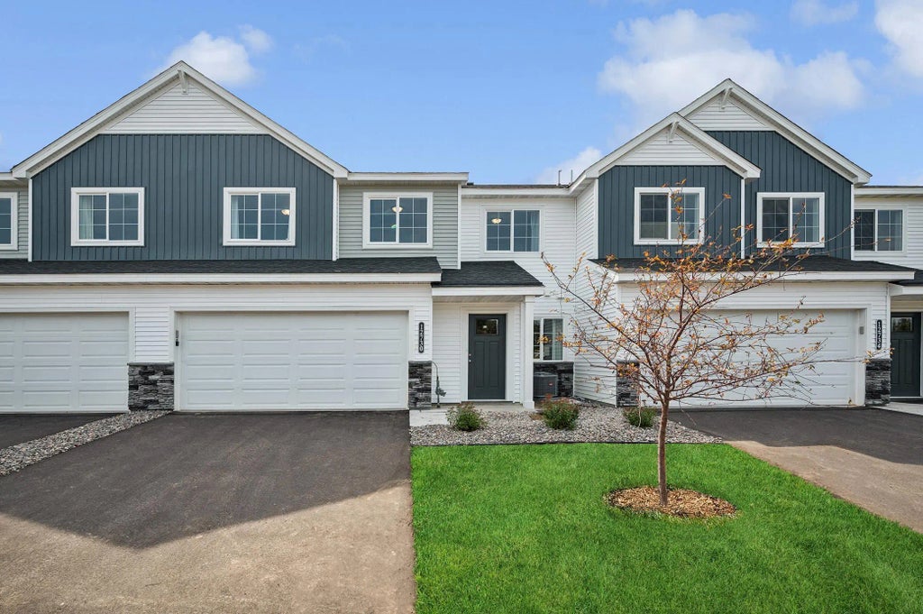 25559 3rd Street W, Zimmerman