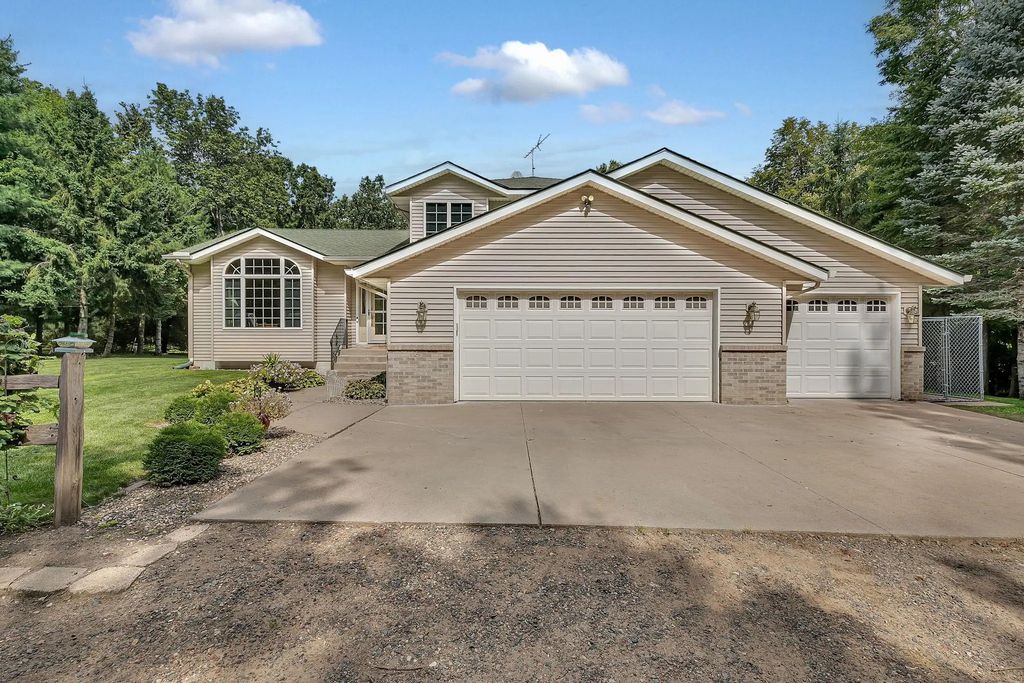 8298 190th Street, Milaca
