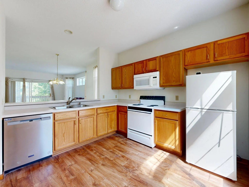 1229 Clarence Street, Saint Paul