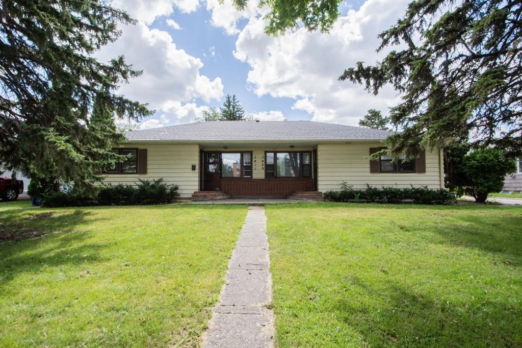1409-1411 9th Avenue S, Moorhead