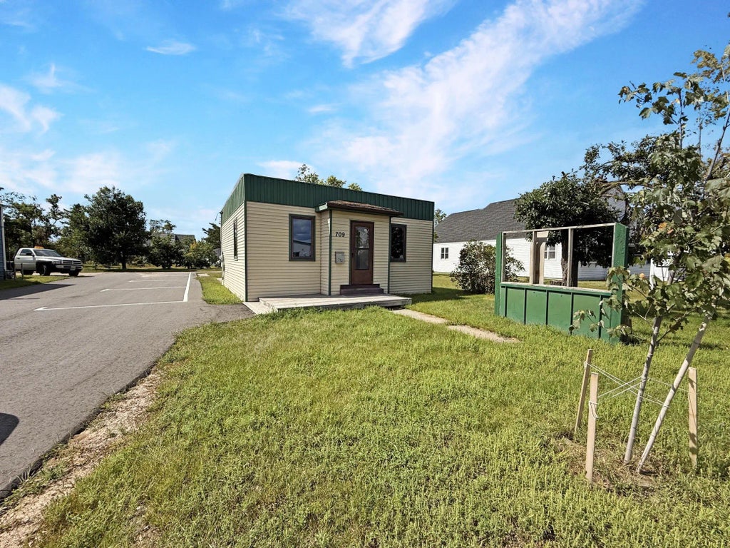 709 Washington Avenue S, Bemidji