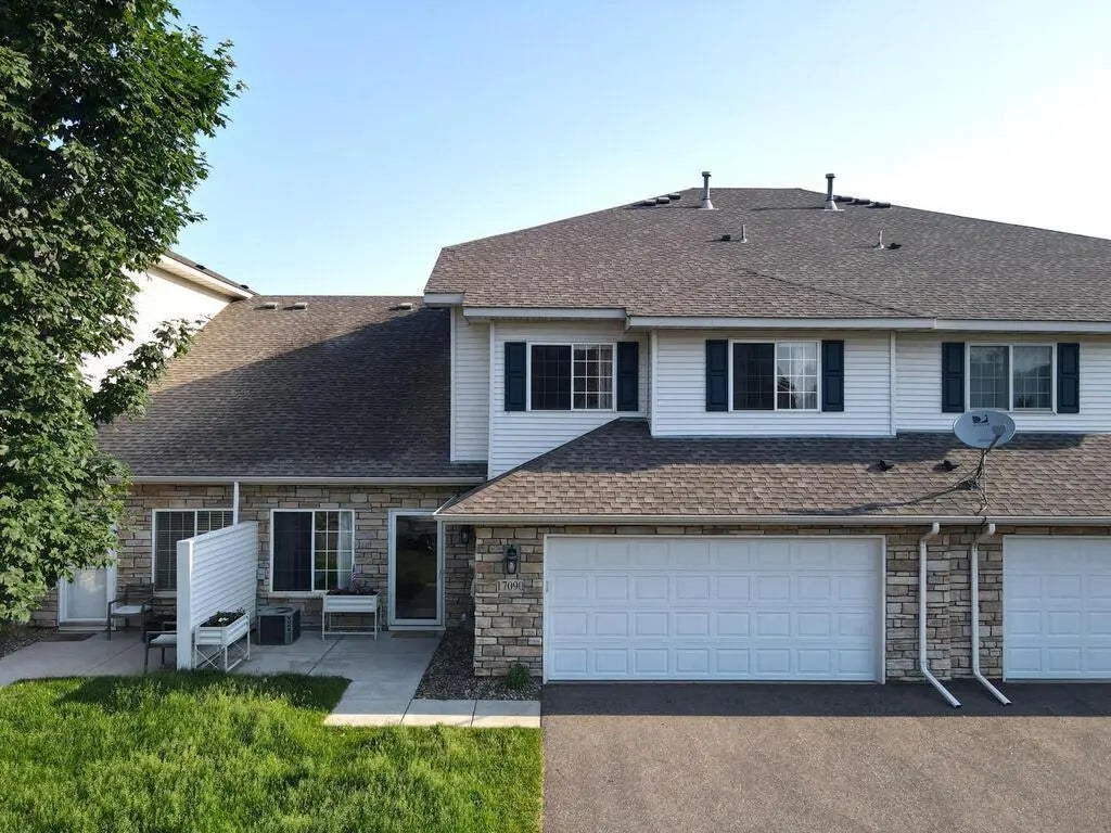 17090 Eastwood Avenue 104, Farmington