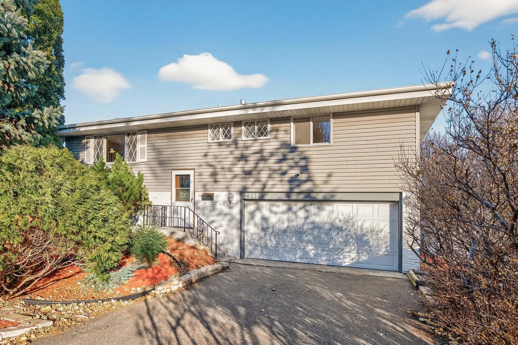 2241 And 2235 Pennsylvania Avenue S, Saint Louis Park