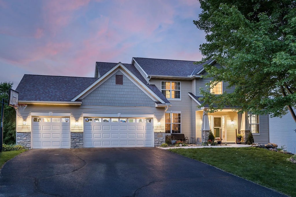 2040 Fountain Lane, Waconia