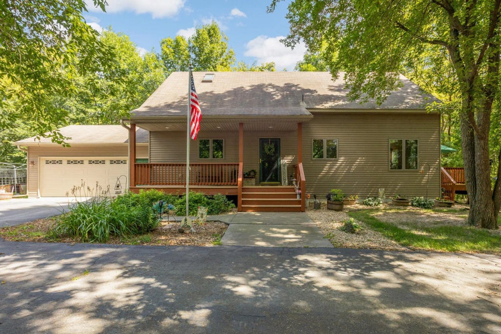 2532 62nd Street Nw, Maple Lake Twp