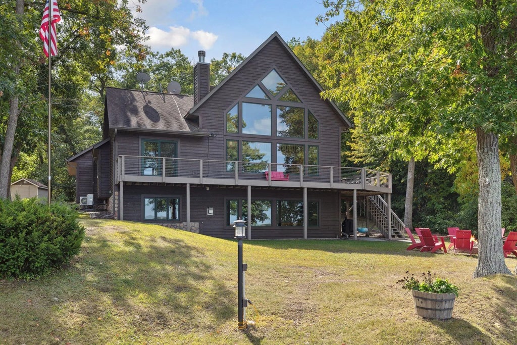 1723 S Deer Lake Circle, St Croix Falls
