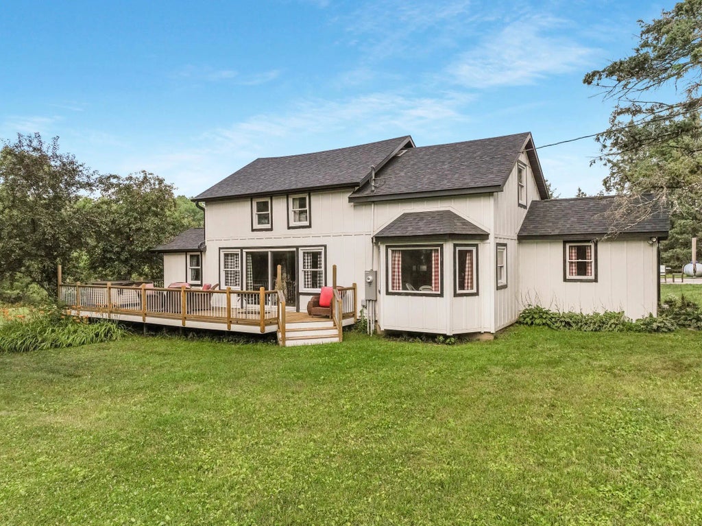 12558 W Twin Lake Road, Round Lake Twp