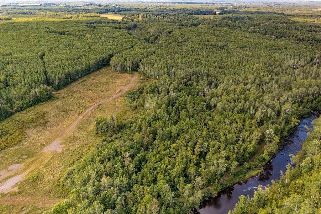 Xxxx Hwy 27, Kettle River