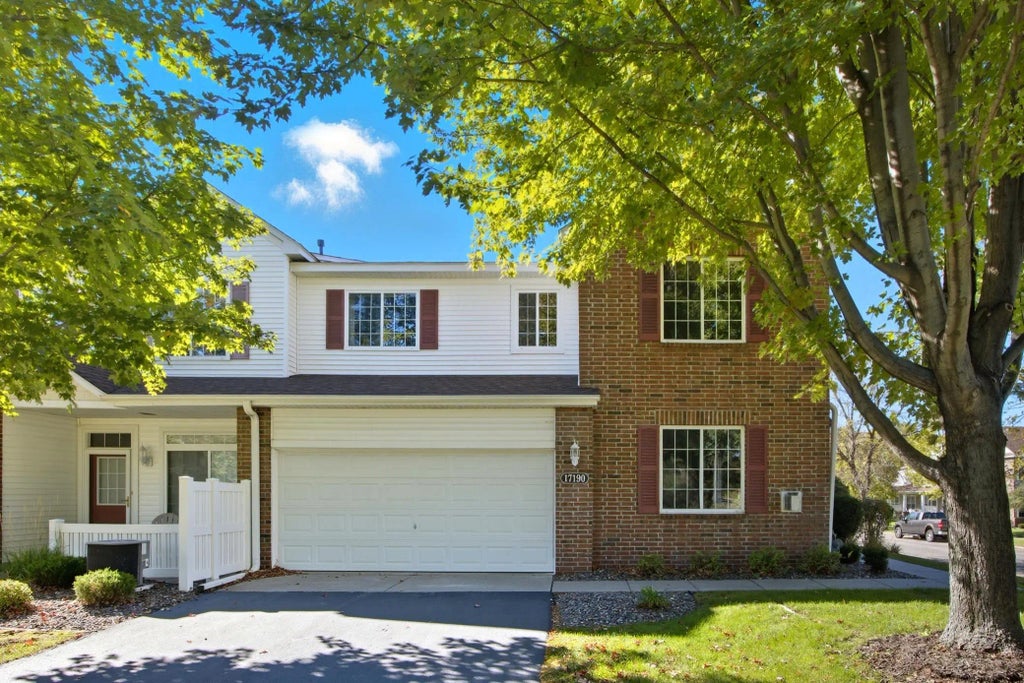 17190 Monroe Street Nw, Elk River