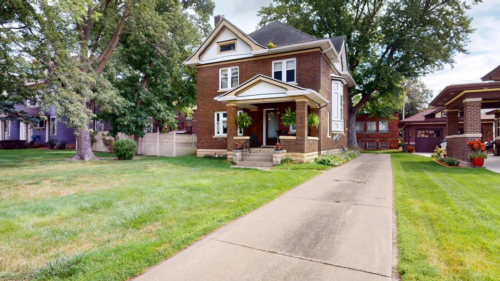 311 Fountain Street, Albert Lea