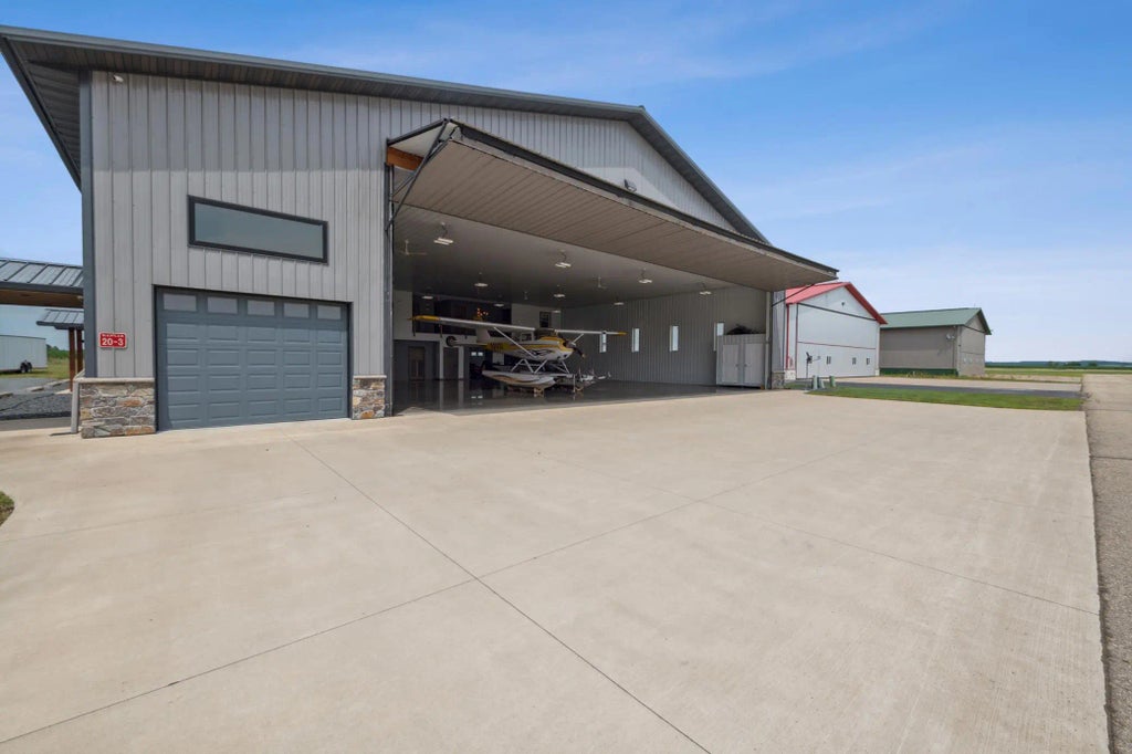 625 W Hangar Road 20-3, New Richmond