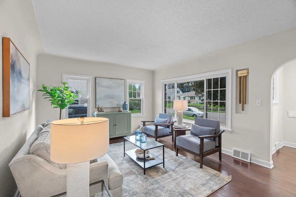 352 12th Avenue N, South Saint Paul