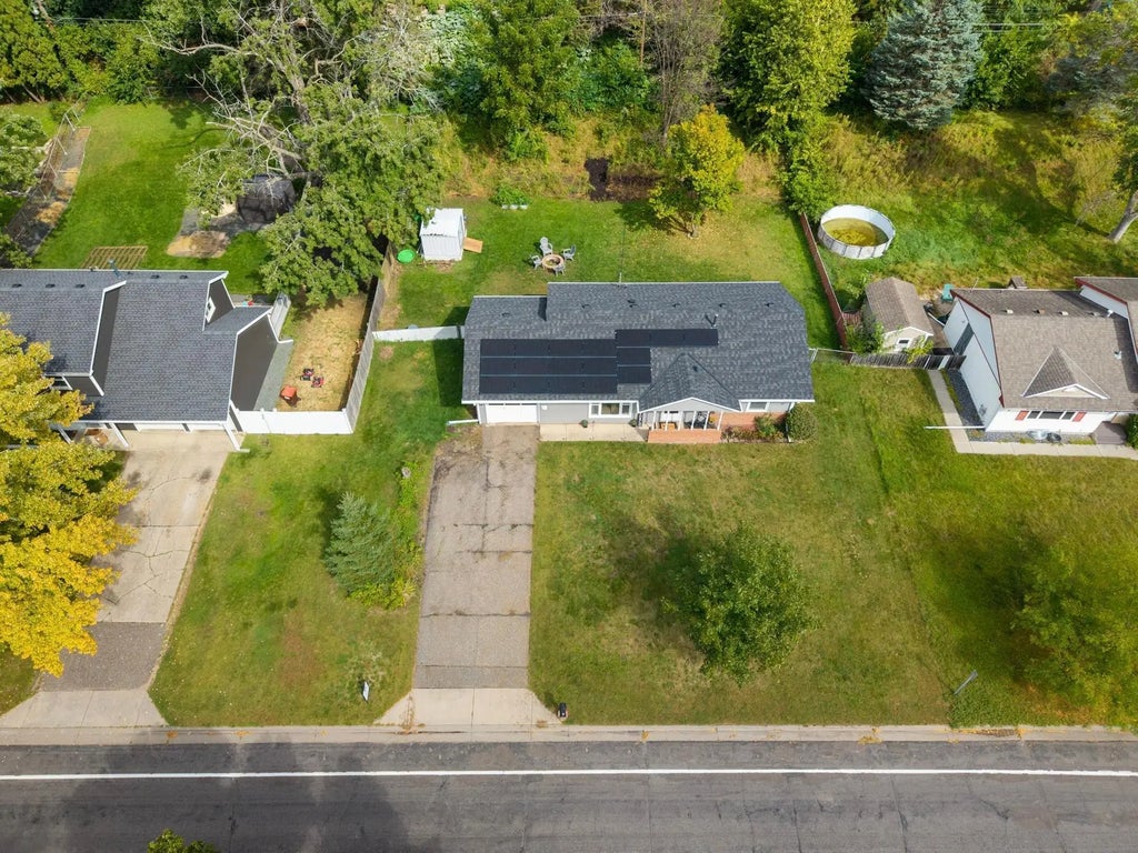 7928 Hillside Trail S, Cottage Grove