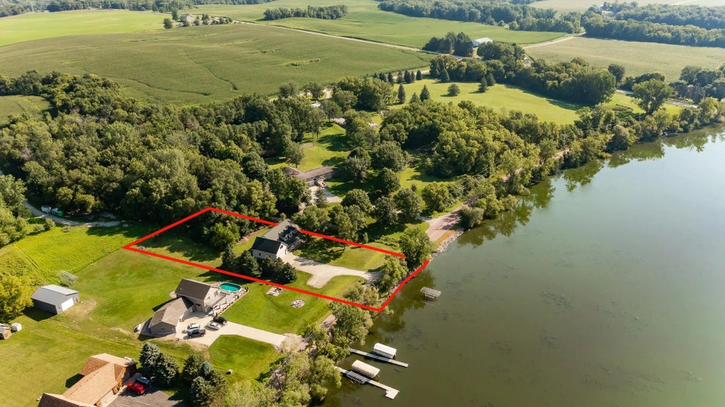 13262 Sakatah Lake Road, Waterville Twp