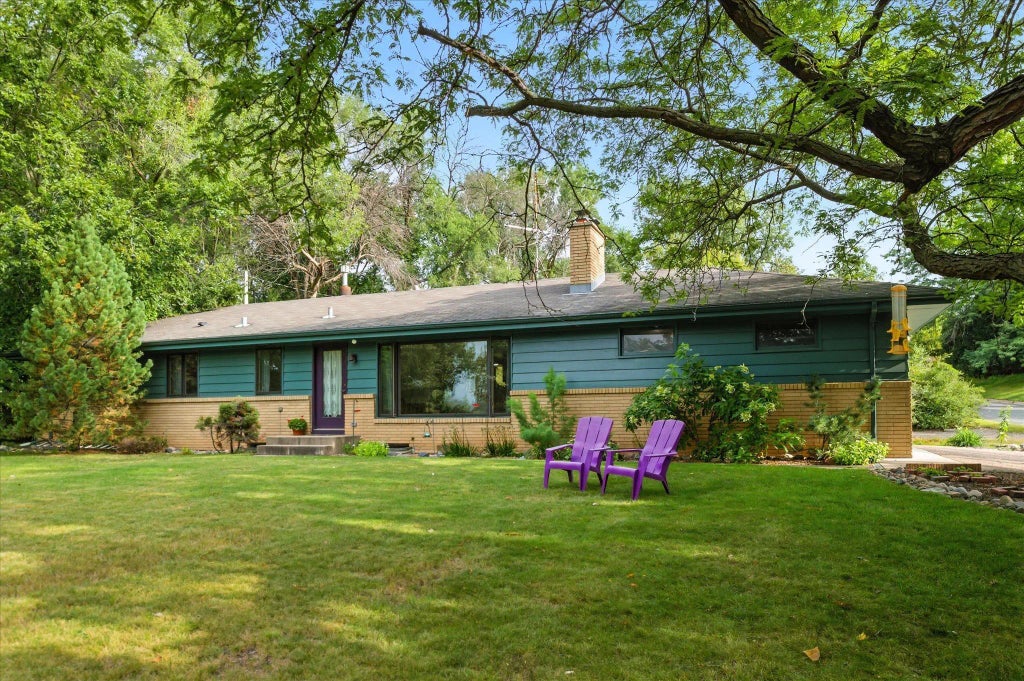 15250 Stevens Avenue, Burnsville