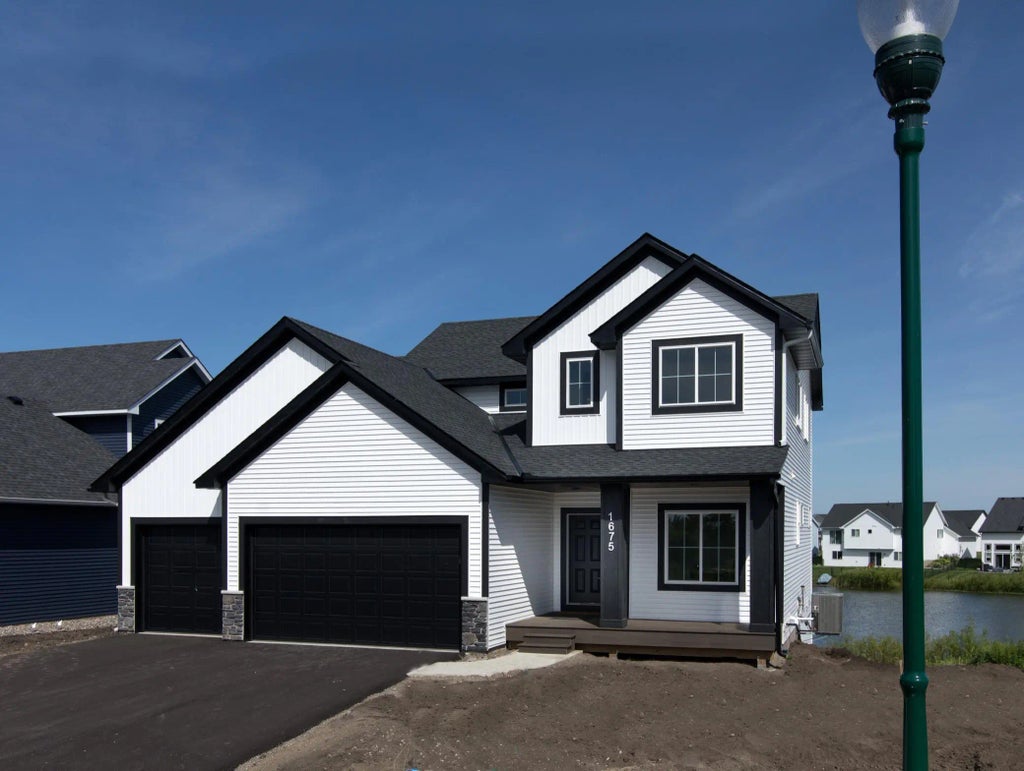 1675 Spruce Street, Farmington