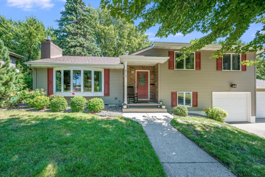 915 S Hampton Street, Fairmont