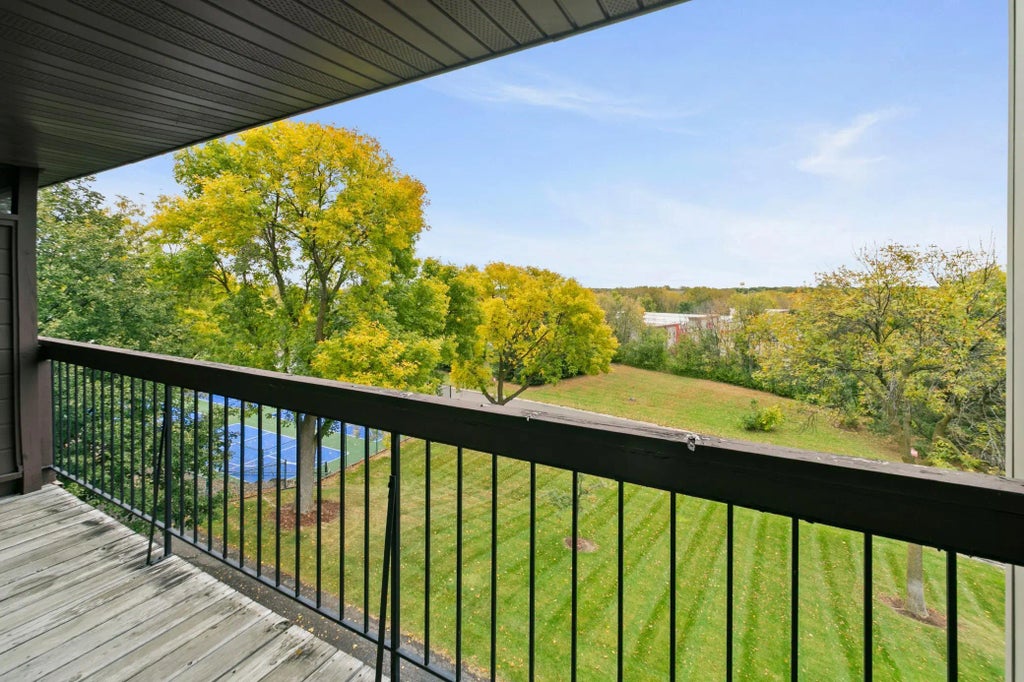 4350 Trenton Lane N 315, Plymouth