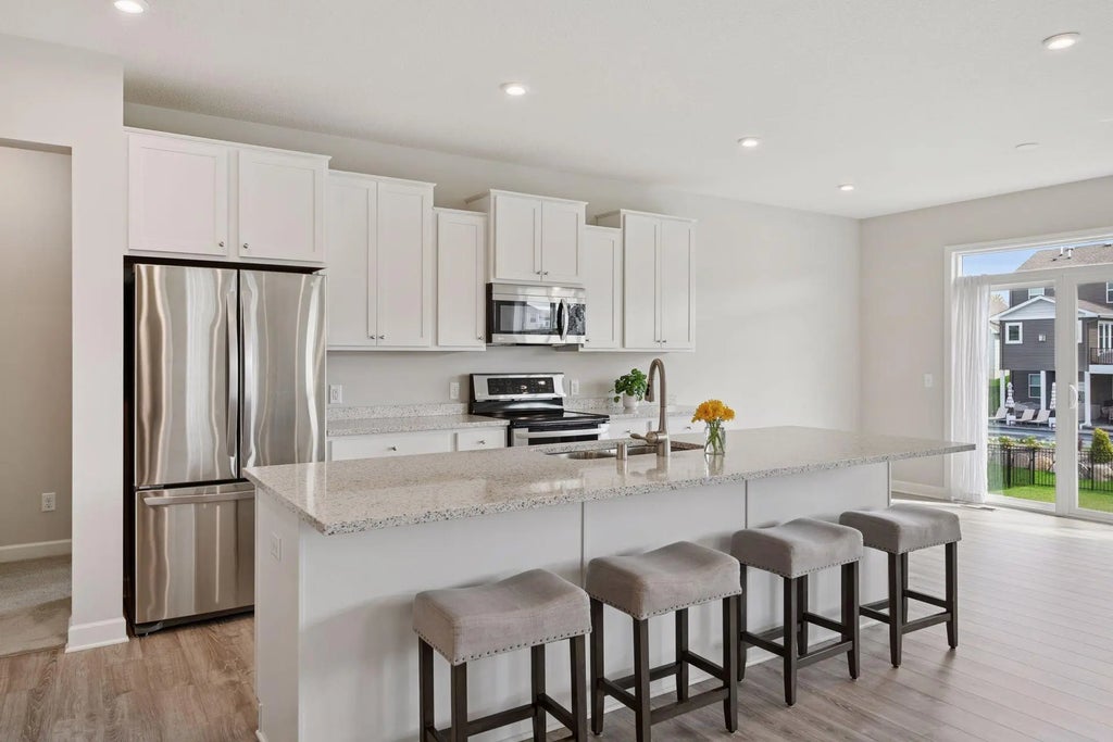 1285 Pinehill Boulevard, Waconia