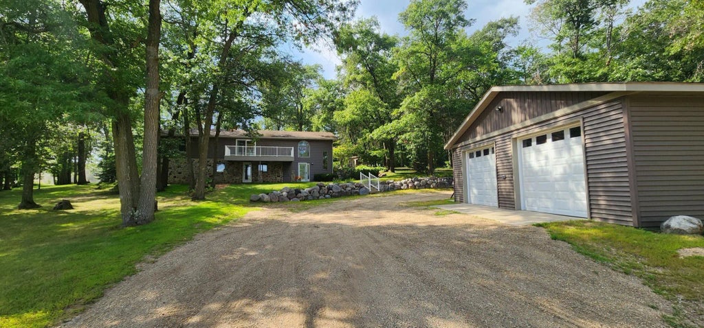 15909 County 23, Aldrich Twp