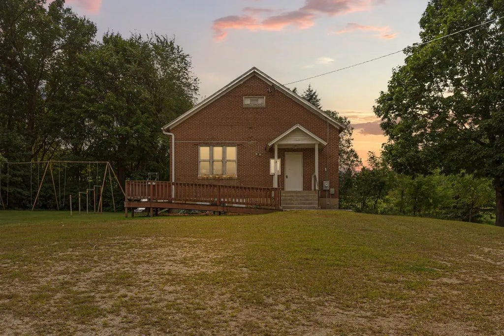 4175 Delano Avenue, Webster