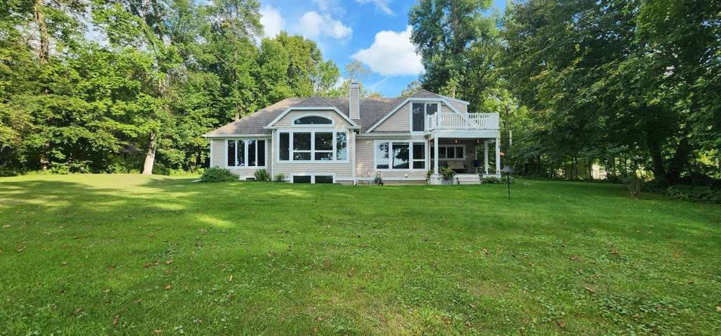 50771 Good Oak Loop, Hobart Twp