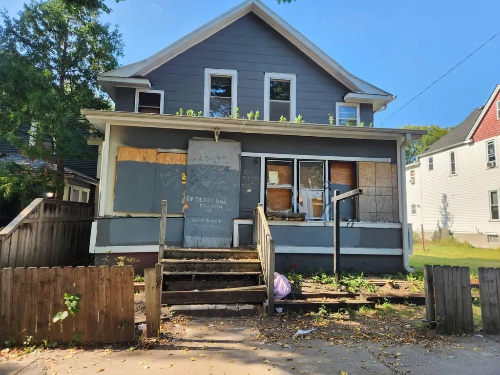 3042 15th Avenue S, Minneapolis