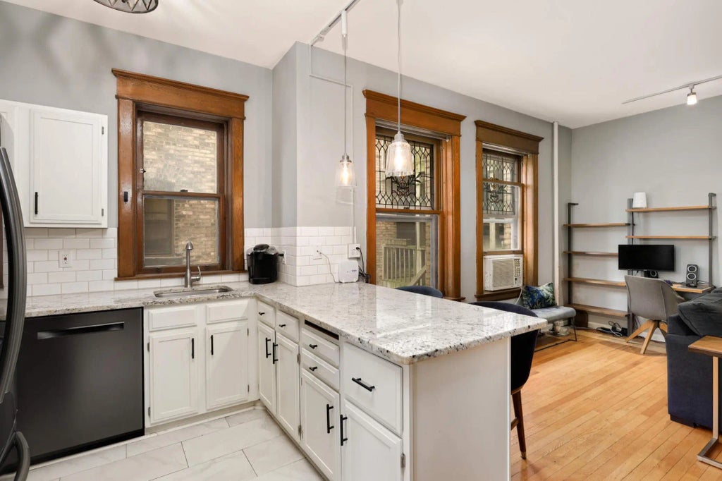 635 Grand Avenue 4, Saint Paul