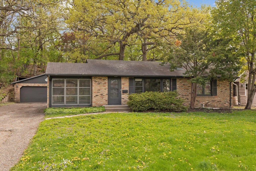 4513 Laguna Drive, Edina