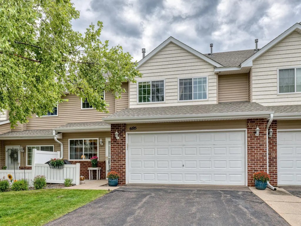 6195 Maclynn Avenue Ne, Otsego