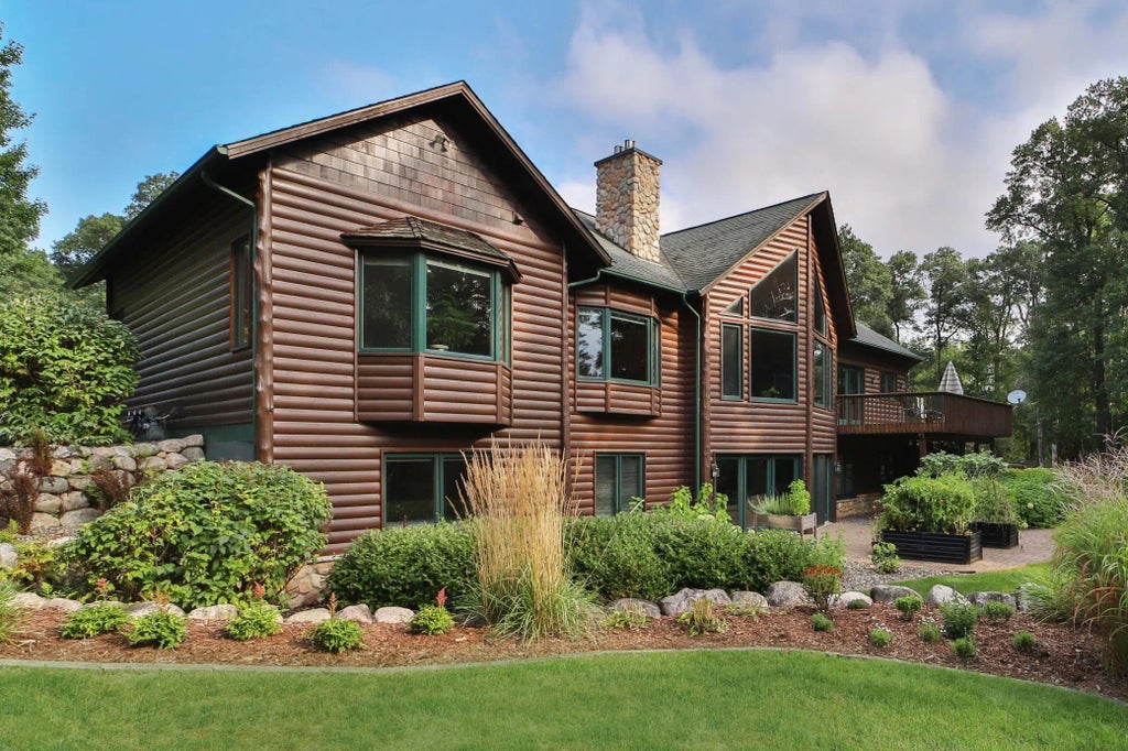 11212 Leewood Lane, East Gull Lake